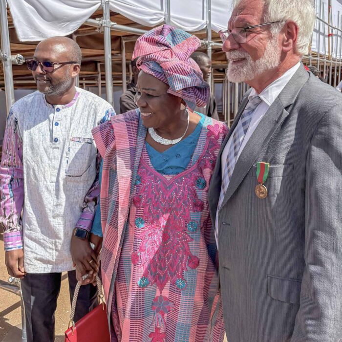 Decoration-111225-mit-Marie-Madeleine-Abdoulaye_mff